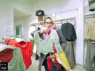 Публичен агент - risky анално секс в zara fitting стая с 18 stunner