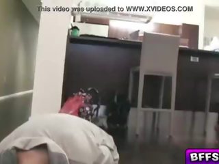 단 매력 아가씨 대단히 과 키스 각각의 다른
