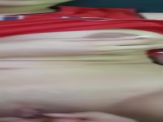 Tim suitor majtas the shtëpi dhe ishte vetëm me e tij nënë