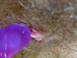 Wiwik alat vibrator test masturbation pov closeup erected big klitoris udan orgasme upslika burungpun